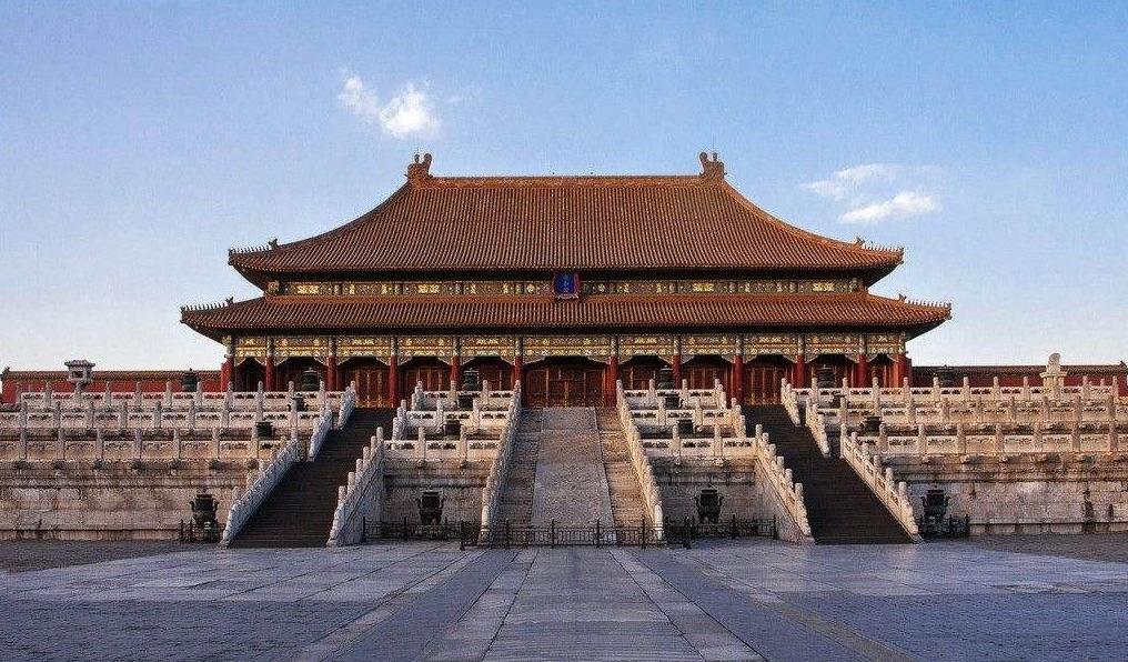 论中国古代建筑的艺术风格特色及其影响